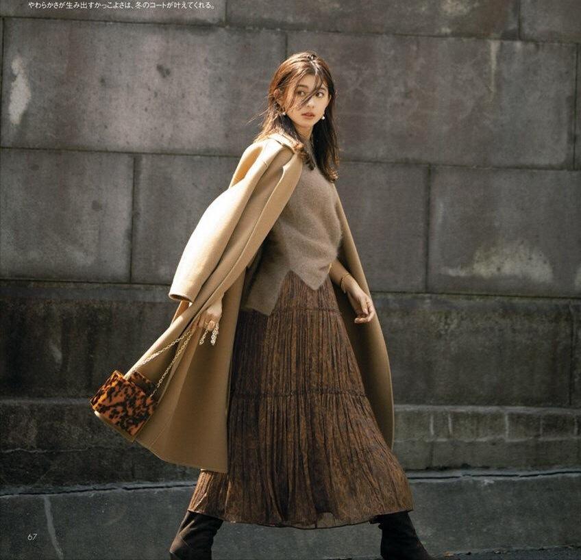 秋冬穿大衣好看吗,黑色大衣的三个最佳配色