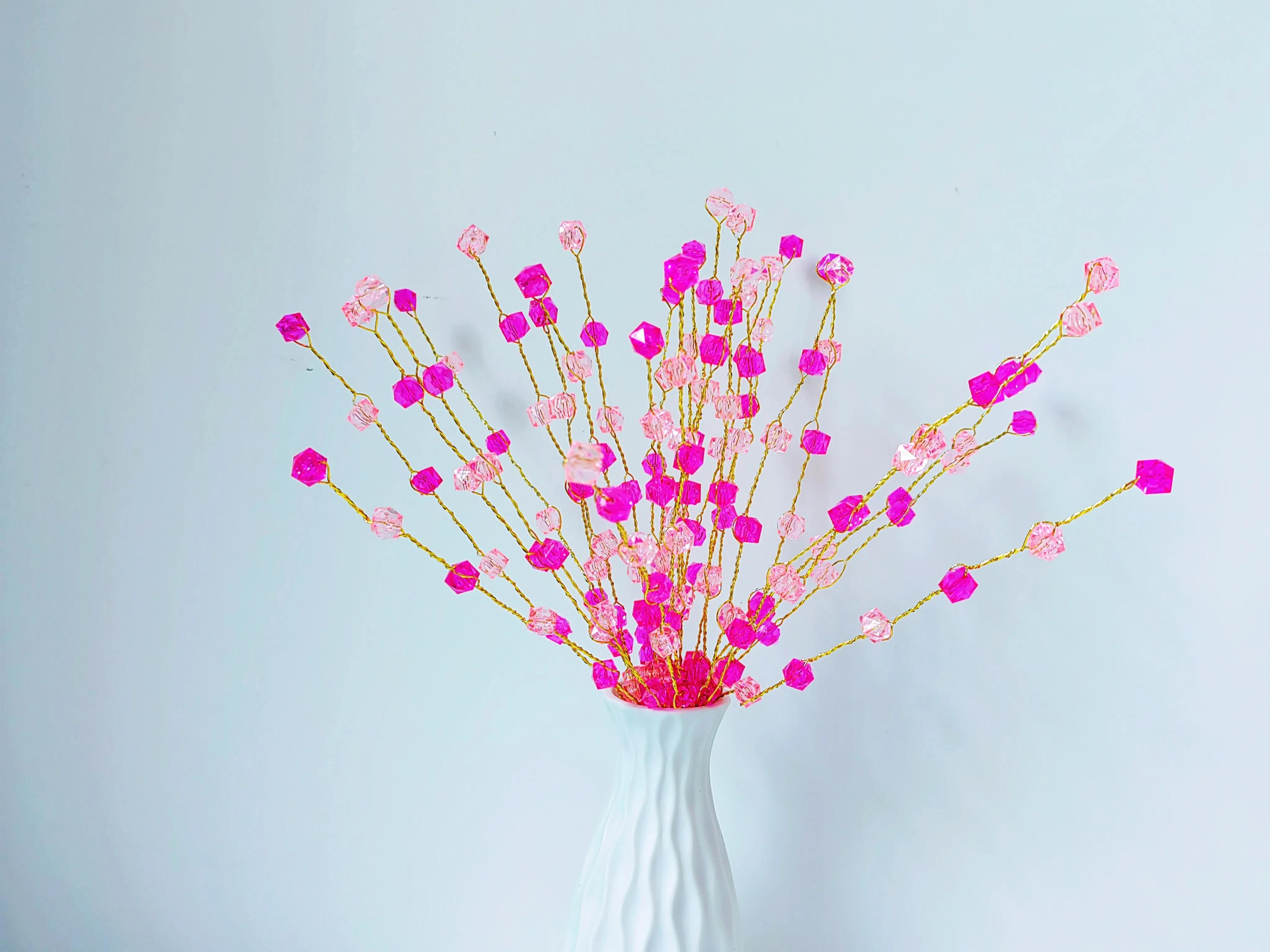 手工串珠图片：粉色红色搭配，视觉盛宴