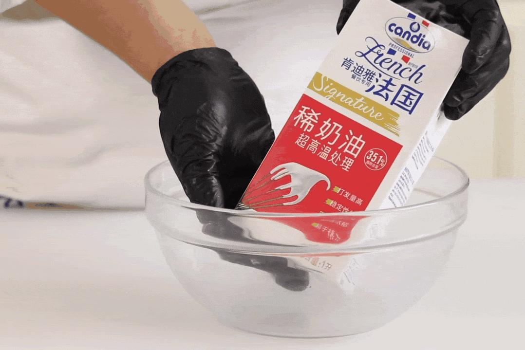 酥皮泡芙烤出来有点塌是怎么回事,泡芙不脆出炉后还塌什么原因