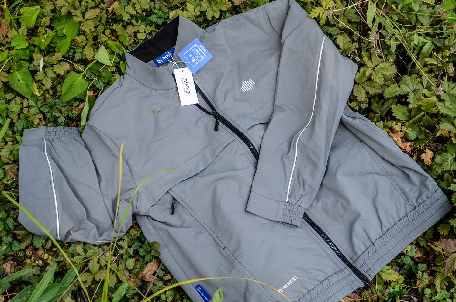 冷风、湿热、油污、真菌统统被吸走：单导黑洞夹克