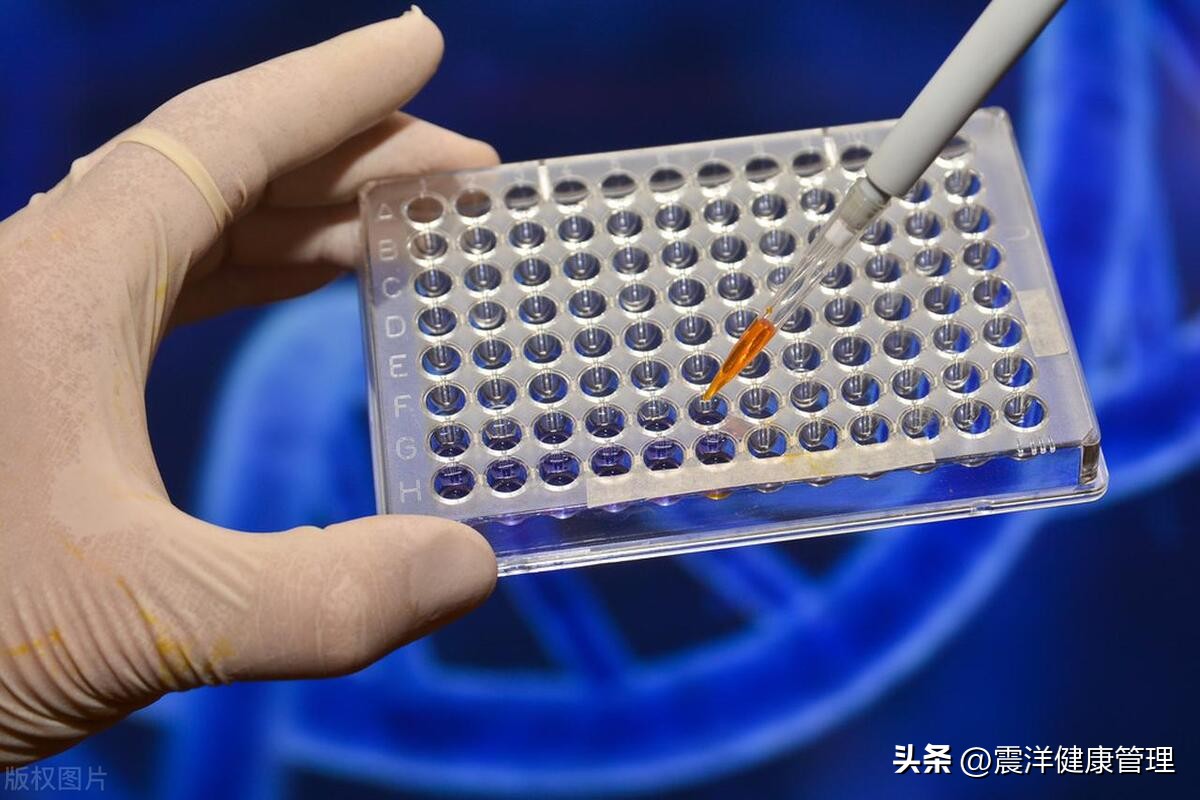 我19岁怀孕12周，50岁男友不承认孩子是他的，怀疑我清白，怎么办