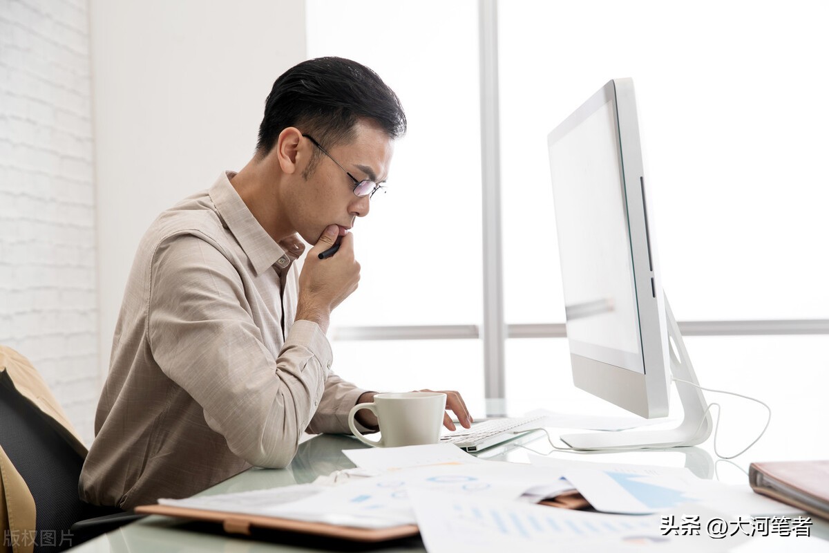 挣不到钱快崩溃了,感觉压力好大赚不到钱怎么办