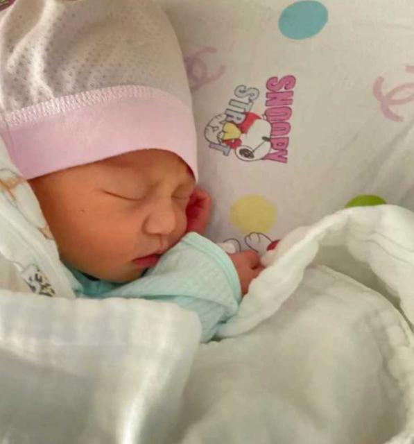 宝宝需不需要喝水怎么判断,婴儿有哪些症状需要喝水