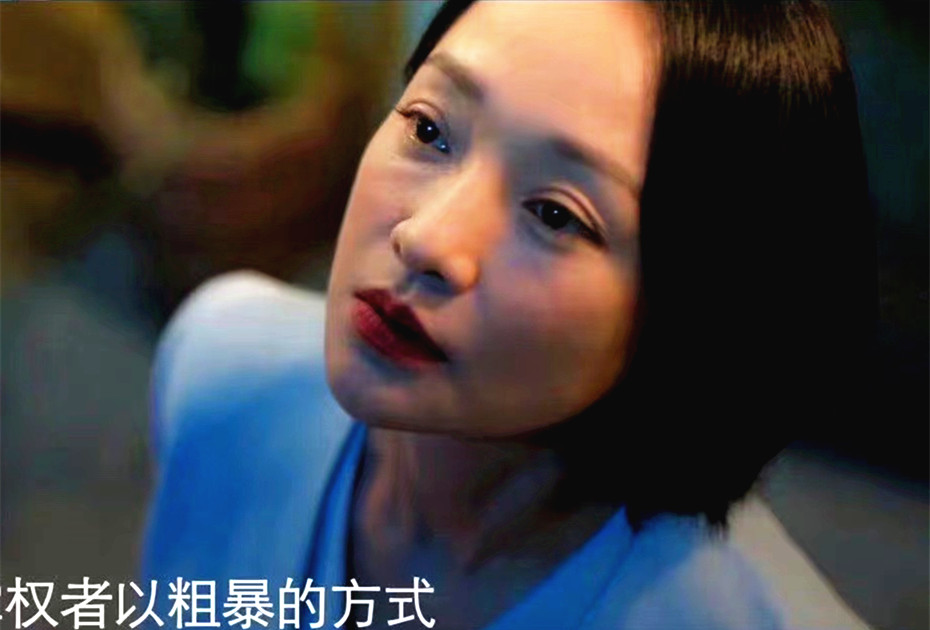 “渣男”刘奕君，这次被五个女人包围了