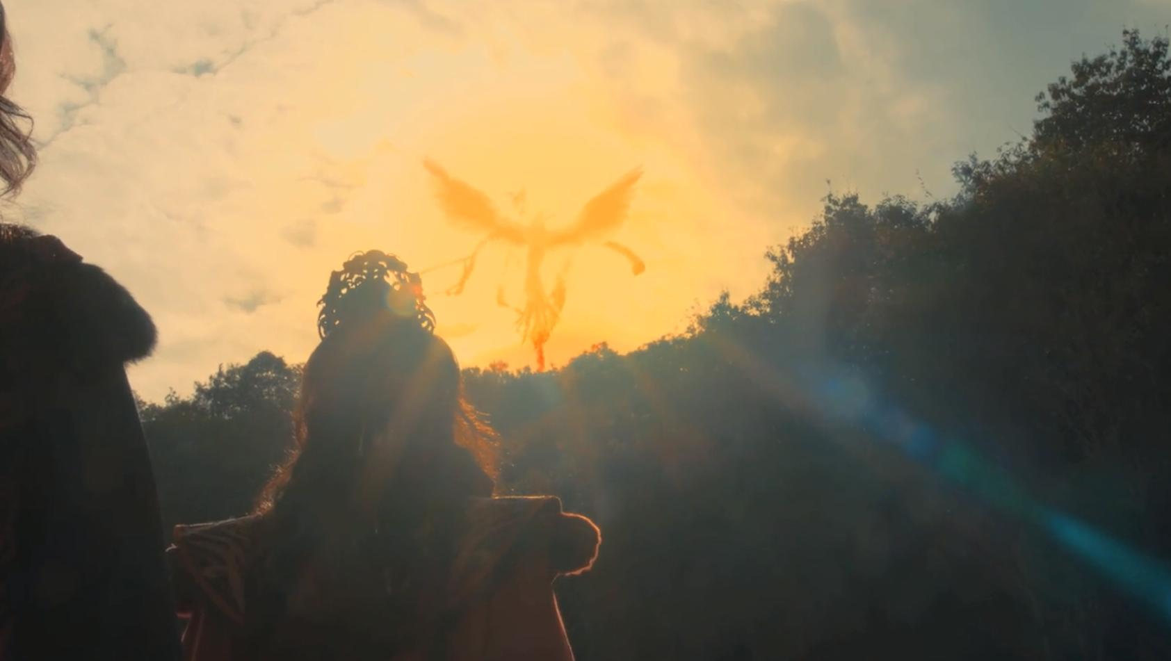 《冰火凤》：千雪妭为何移情花木？焱尊却苦等千年，雪尊痴心妄想