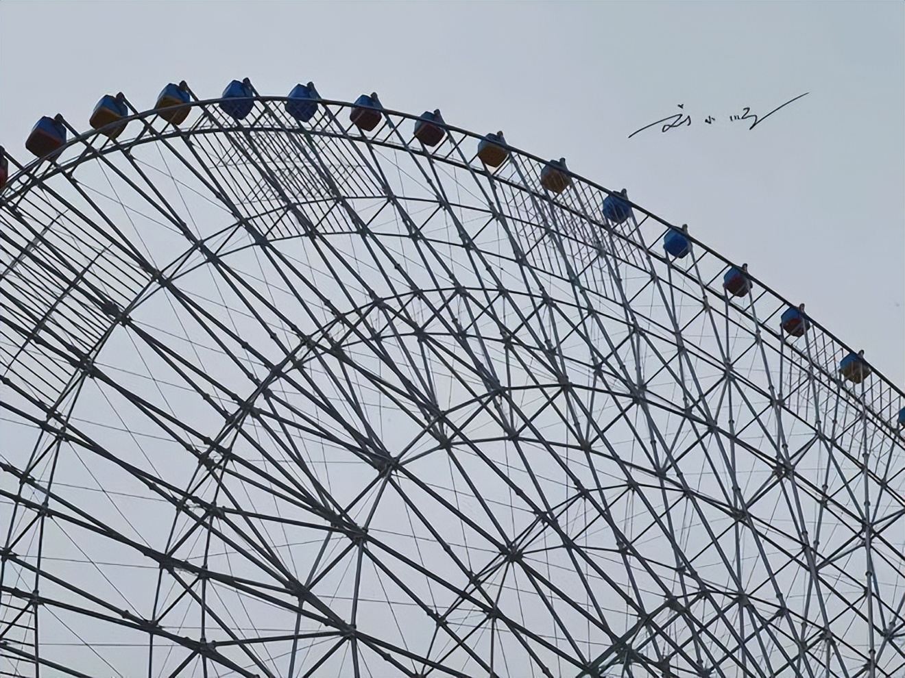 南昌最大的摩天轮十大排名,目前中国最高的摩天轮南昌之星