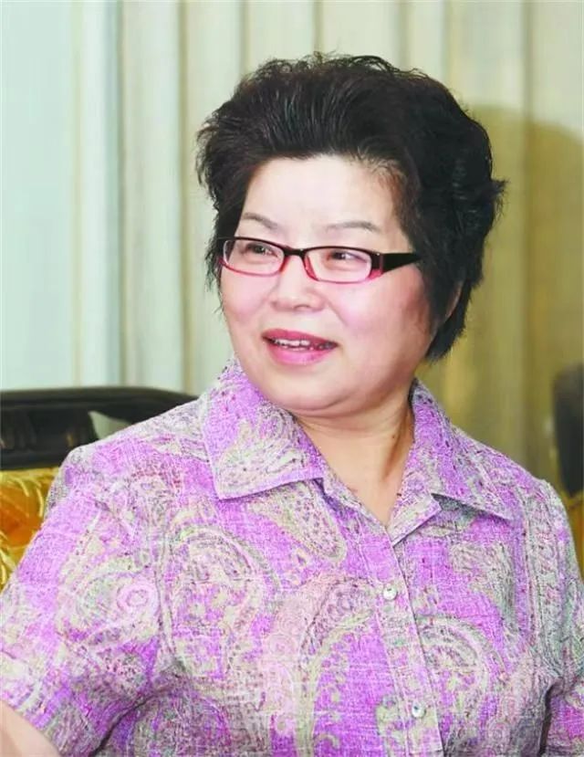 焦裕禄诞辰100周年|女儿焦守云忆父亲:他不是“苦行僧”式的人,有幽默感,情商很高,热爱文艺