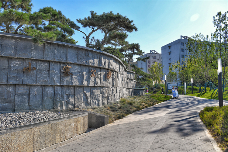 西安小寨附近有什么好玩的地方吗,小寨公园在什么位置