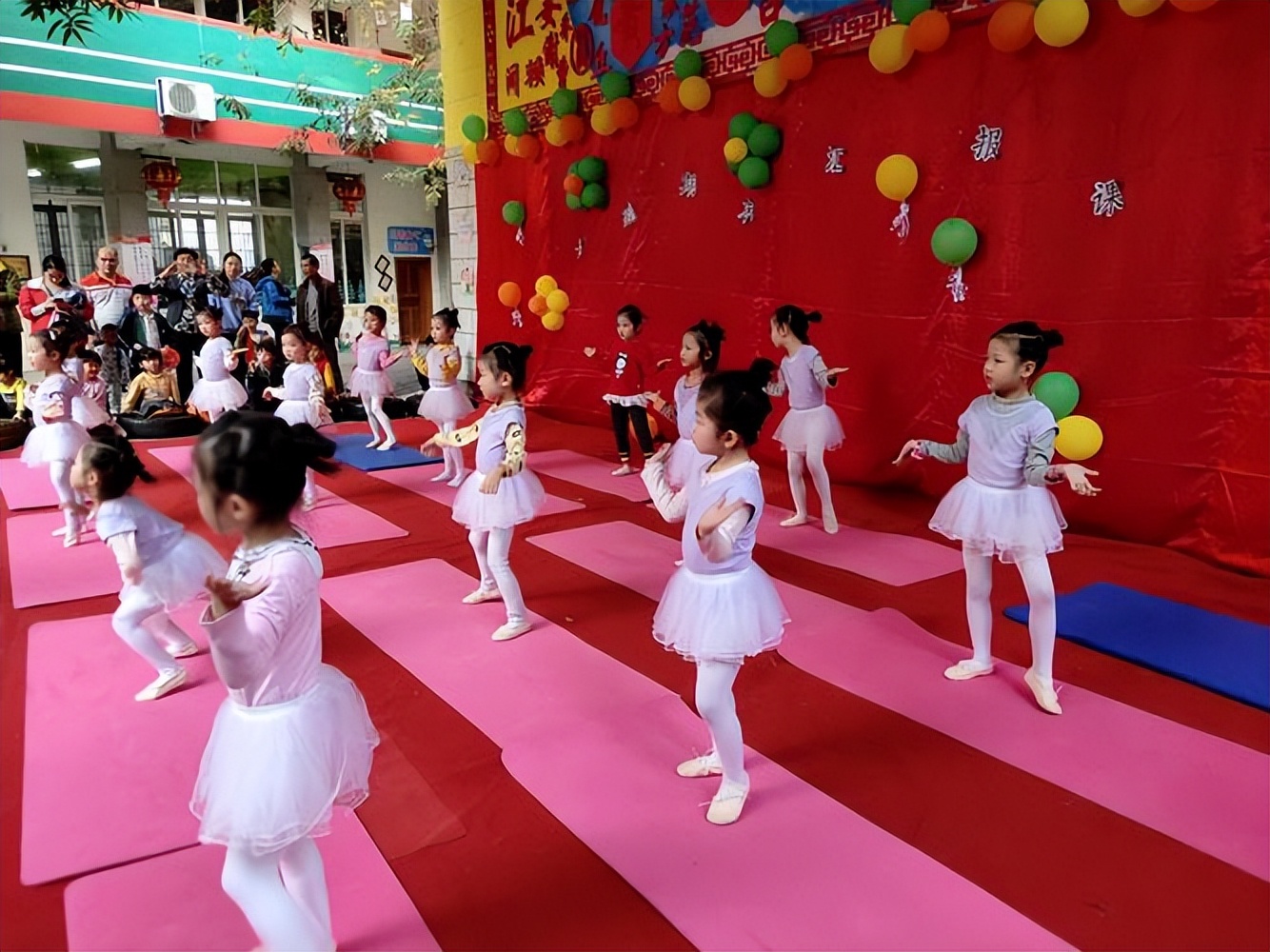 三个维度舞蹈教学,童年现代舞蹈教学