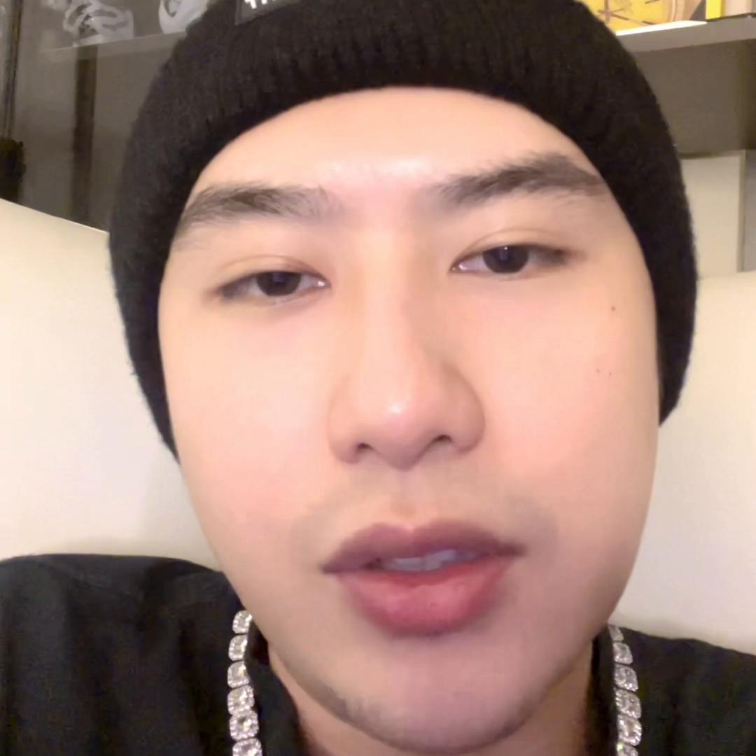 高情商的女人怎么回复男人的话题,如何回复高情商男人的话