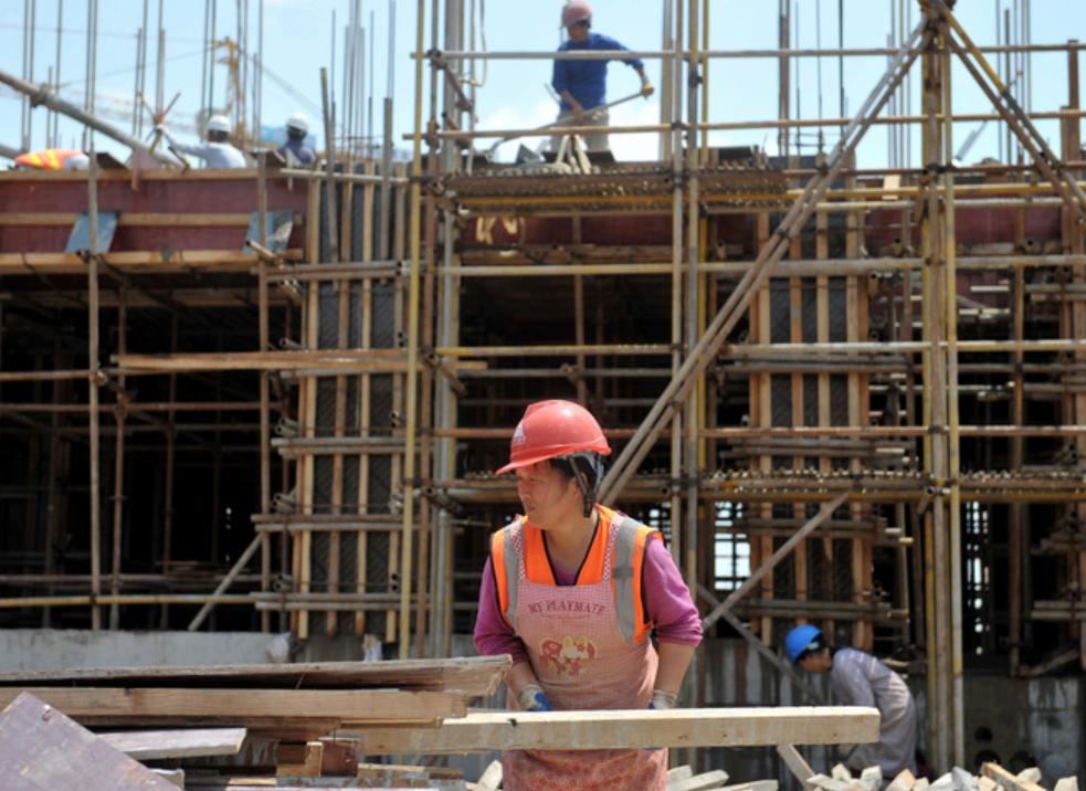 *建华陈**：公司超越华为，以1790亿身家，取代刘强东成为江苏首富