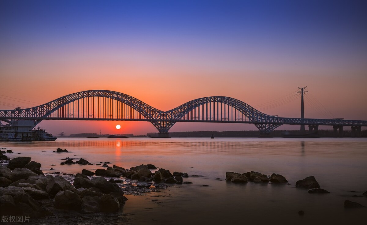 中国跨海跨江跨河桥梁世界第一,中国建的高难度桥梁