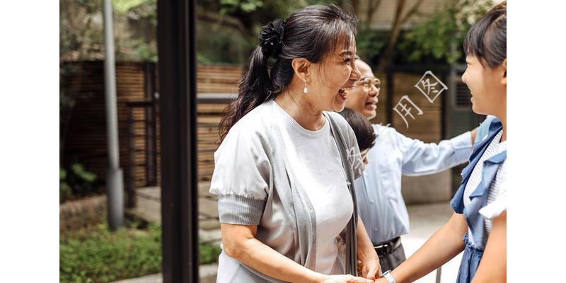 女子怀孕8个月被赶出家门,怀孕七个月被赶出家门