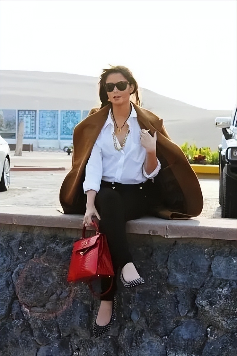 穿衣好看的条件,穿衣好看的简单动作