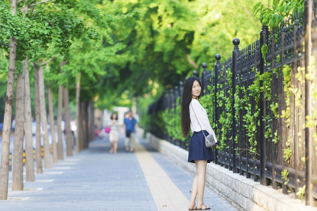 低调做人高调做事你会越来越优秀,低调做人高调做事君子坦坦荡荡