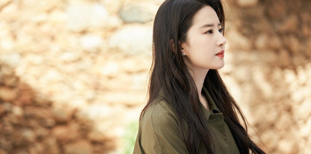 热巴演检察官，张译“对决”丁勇岱，2023这十部待播剧，都是王炸