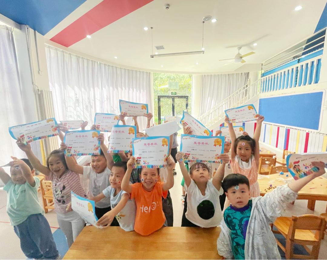 于红苹果幼儿园播撒知识的种子