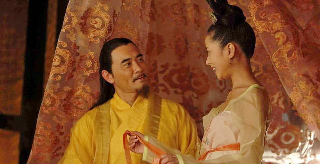 古代殉葬妃子为什么腿会分开,古代妃子陪葬腿为何分开