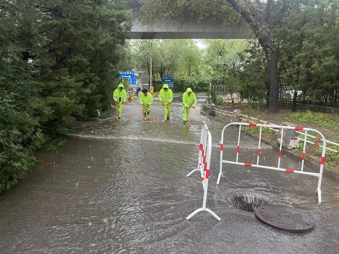 海淀暴雨视频大全集,海淀暴雨直播
