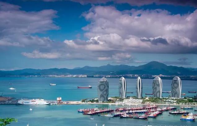 海边旅行最美海岛,阳光沙滩海浪最美海岛带你去看海