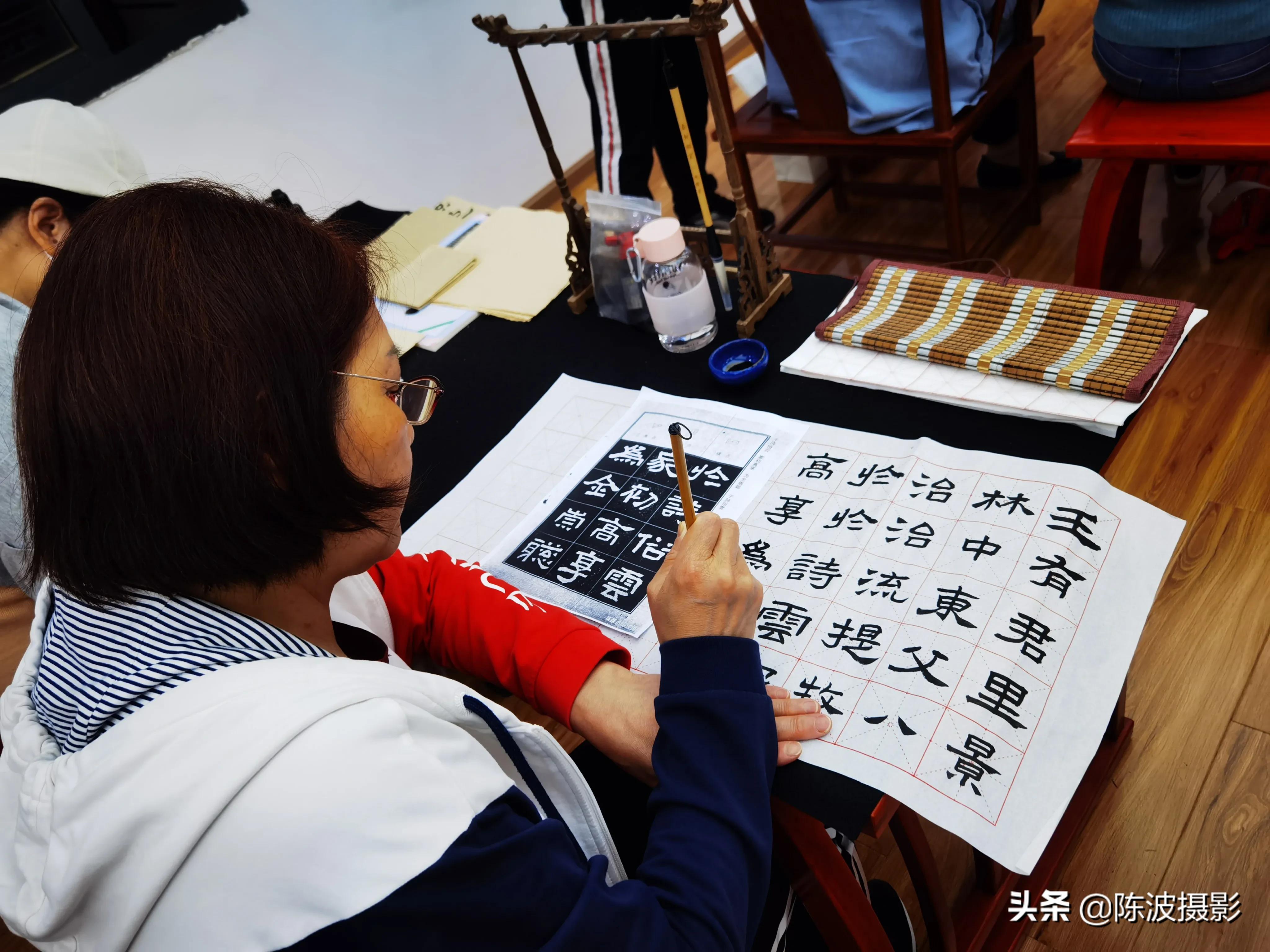 陈波行草书,名家隶书张迁碑教学视频