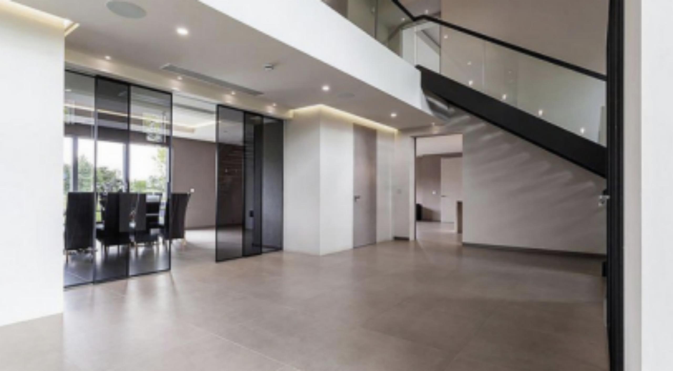 贝克汉姆和c罗谁有钱,贝克汉姆和c罗谁商业价值大