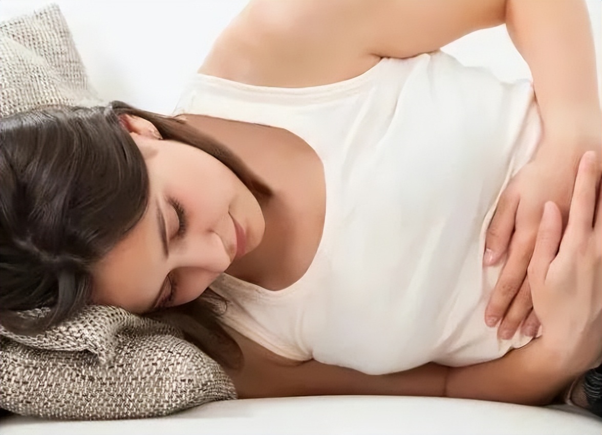 哪些女性出现生理性痉挛,女性身体痉挛是怎么引起的