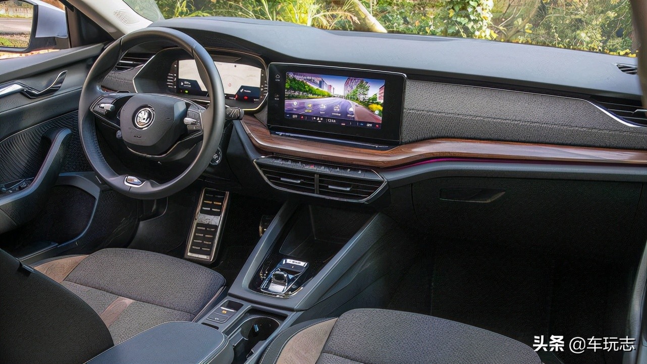 斯柯达晶锐scout版,斯柯达明锐rS旅行版2024款