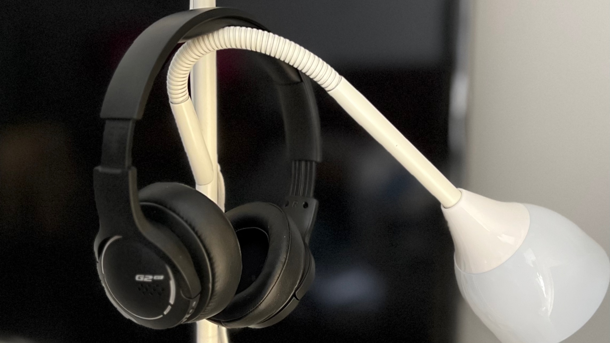 漫步者g2专业版夹头,漫步者g2会夹头吗