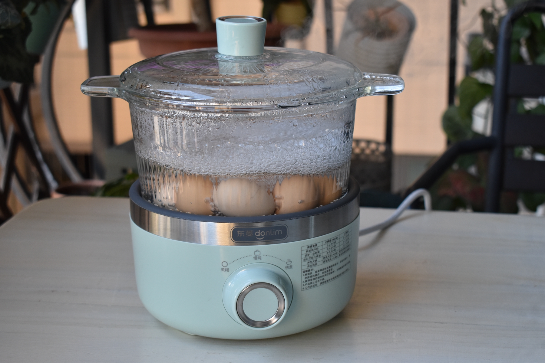 卤鸡蛋可以放在卤水里面泡一夜吗,卤鸡蛋可以一直在卤水里泡着吗