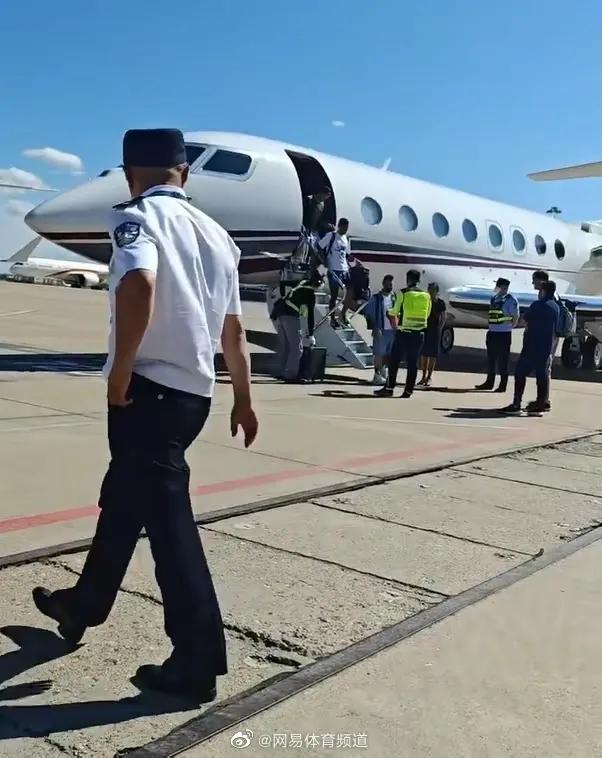 球王梅西点球大战,球王梅西进球法国球迷