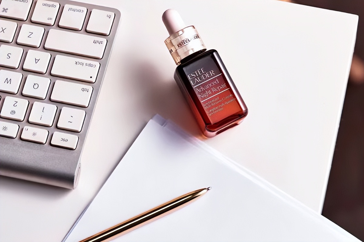 雅诗兰黛小棕瓶精华100ml贵不贵,雅诗兰黛降价国内专柜怎么不便宜