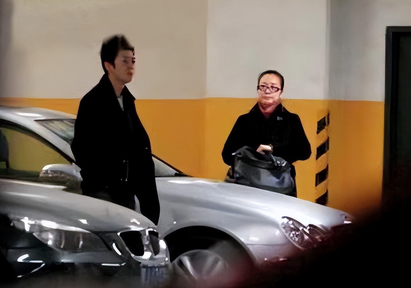 陈小艺婚后生活,52岁陈小艺分居11年