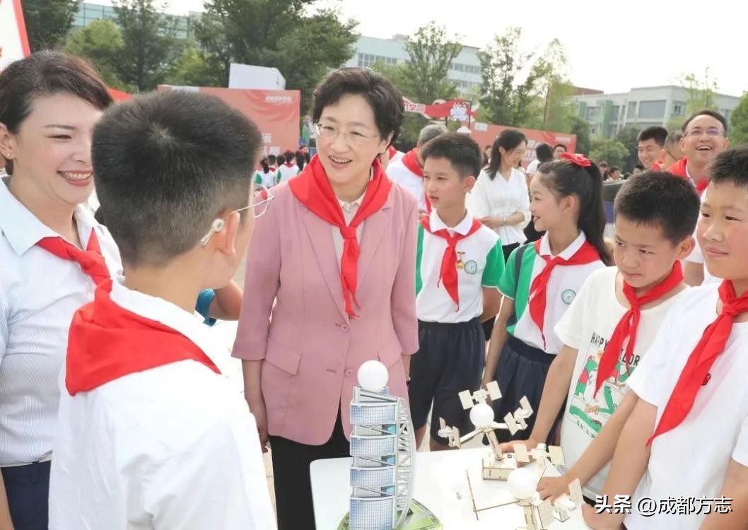 月鉴贾平凹,月鉴