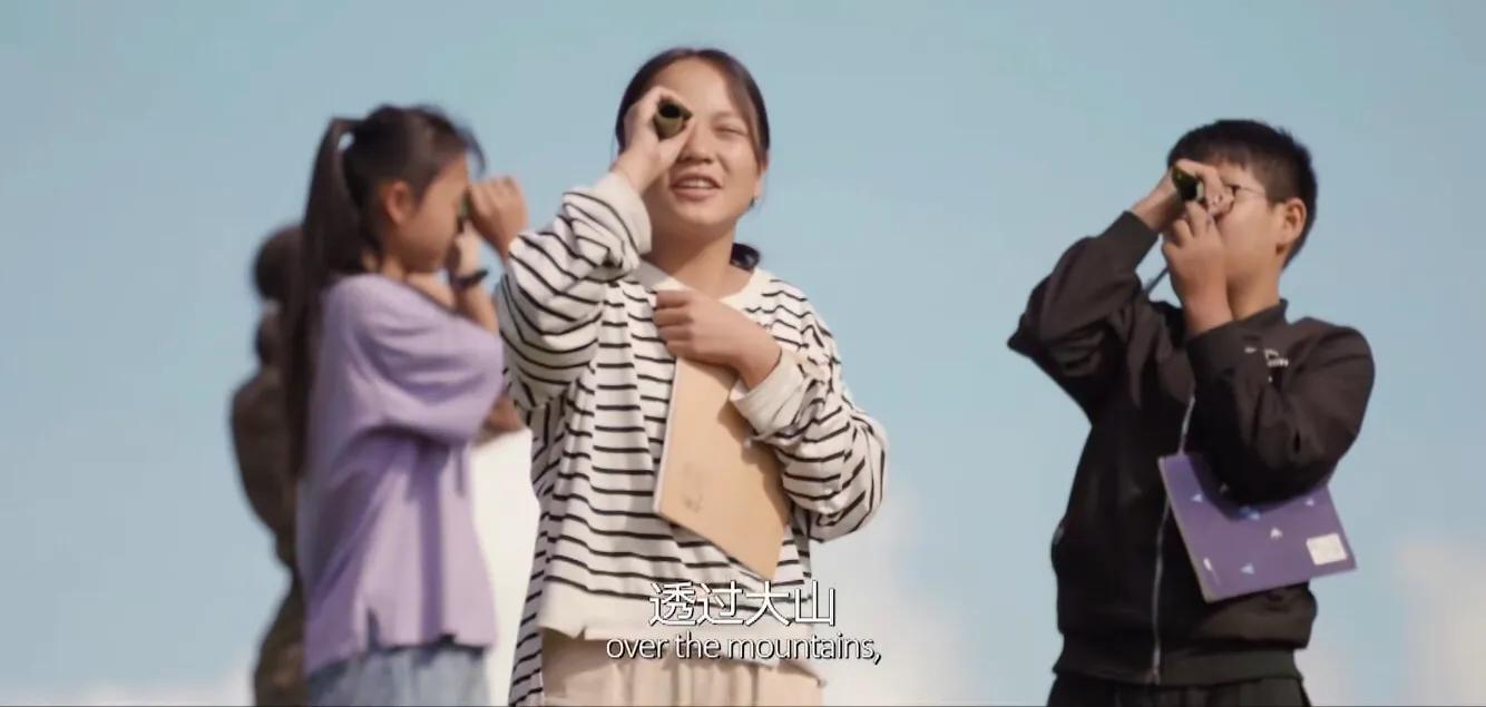 人生第一节诗歌课，让成长在诗情画意中光彩有爱