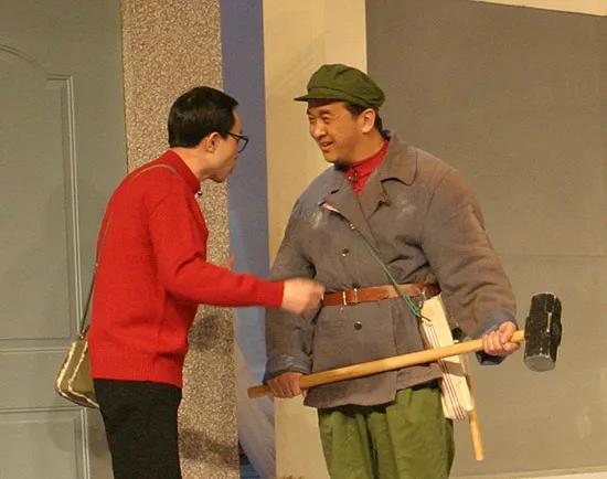 央视春晚李谷一每次登台唱的曲目,李谷一参加了多少年春晚