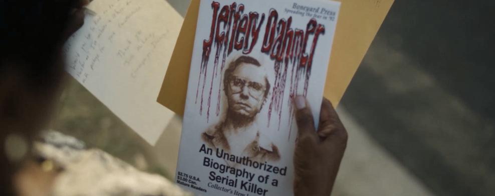 31年作品从未断过,这影史第一丑闻终于公开,满屏血色根本不敢看