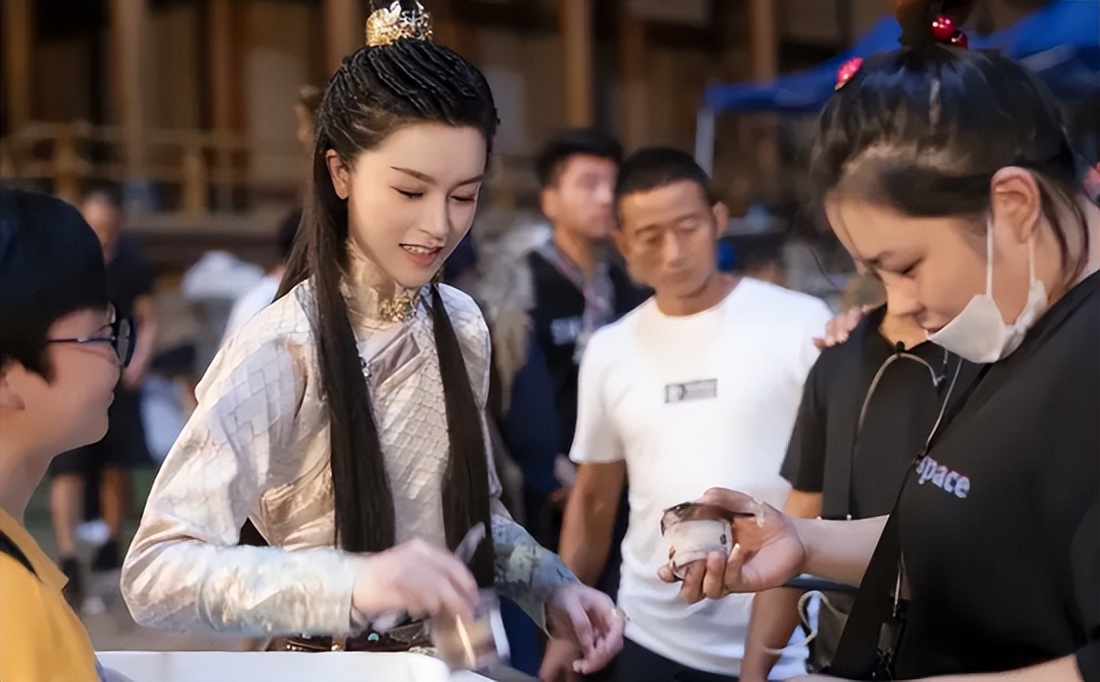 谁演的赵敏最漂亮,演赵敏最惊艳的四大女星