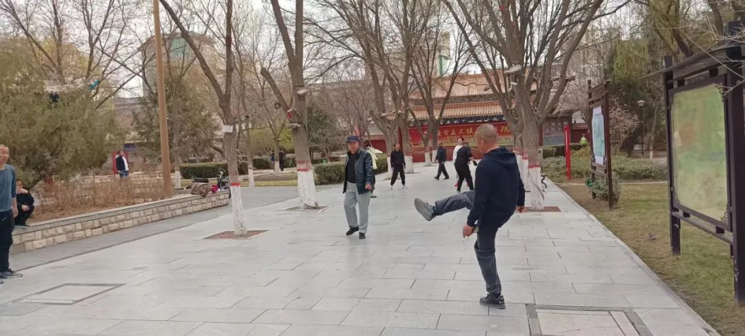 张杰蜕变经历,张杰蜕变过程