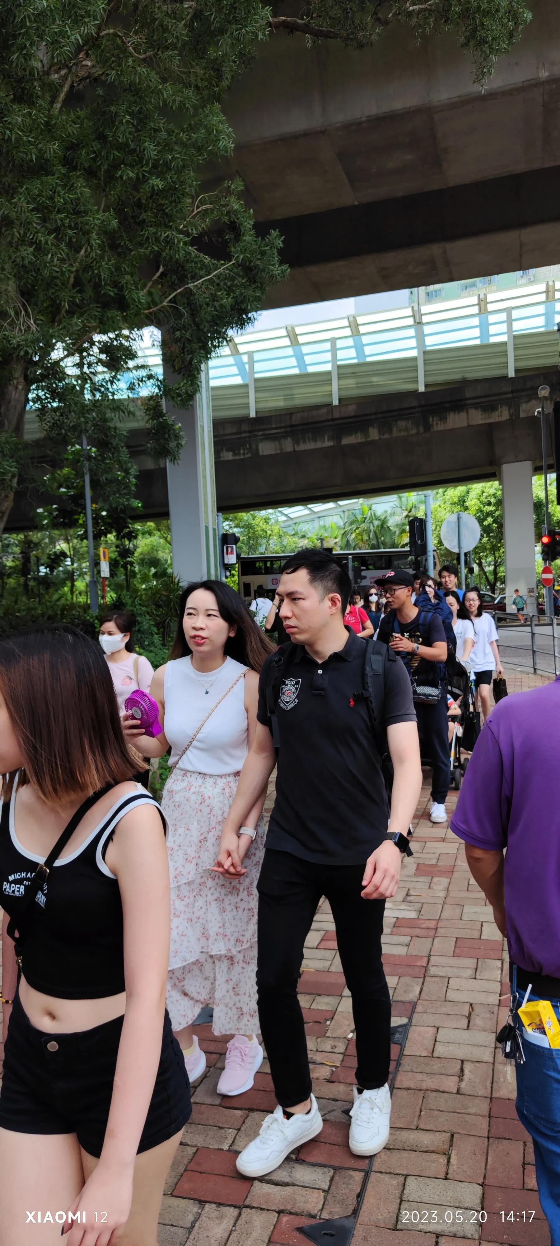 香港大围自由行，重点关注了药品、肉菜以及免税店里香烟的行情