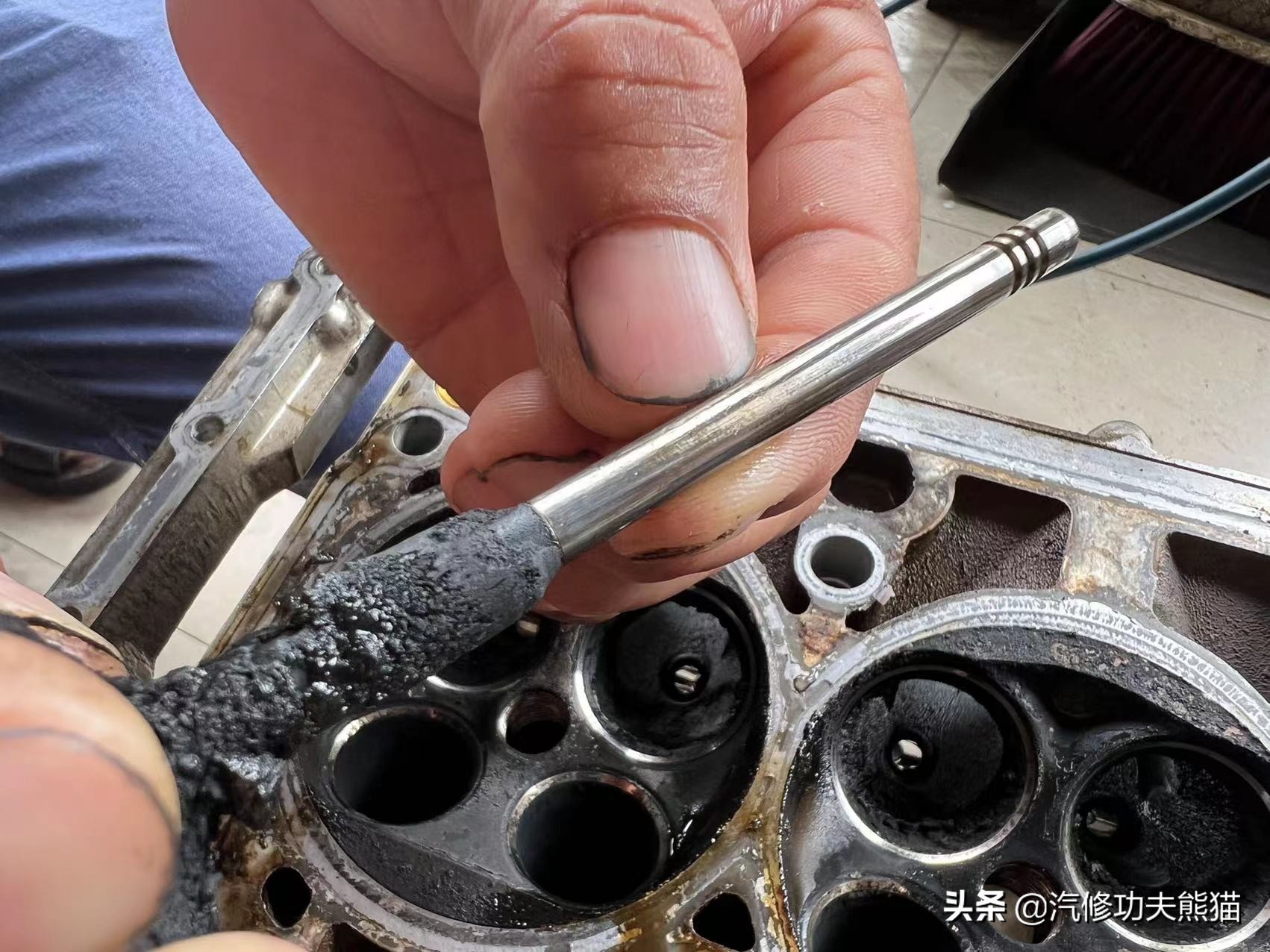 严谨的德国工人钣金修复,严谨的德国师傅修复事故车