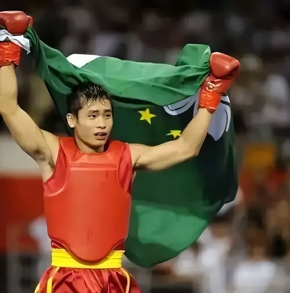 奥运冠军蔡良蝉,昆仑决托尼贾vs蔡良蝉