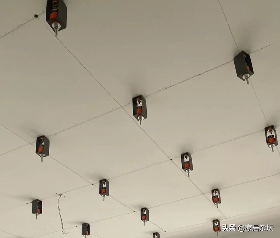 楼板不隔音找谁,楼房楼板不隔音怎么办