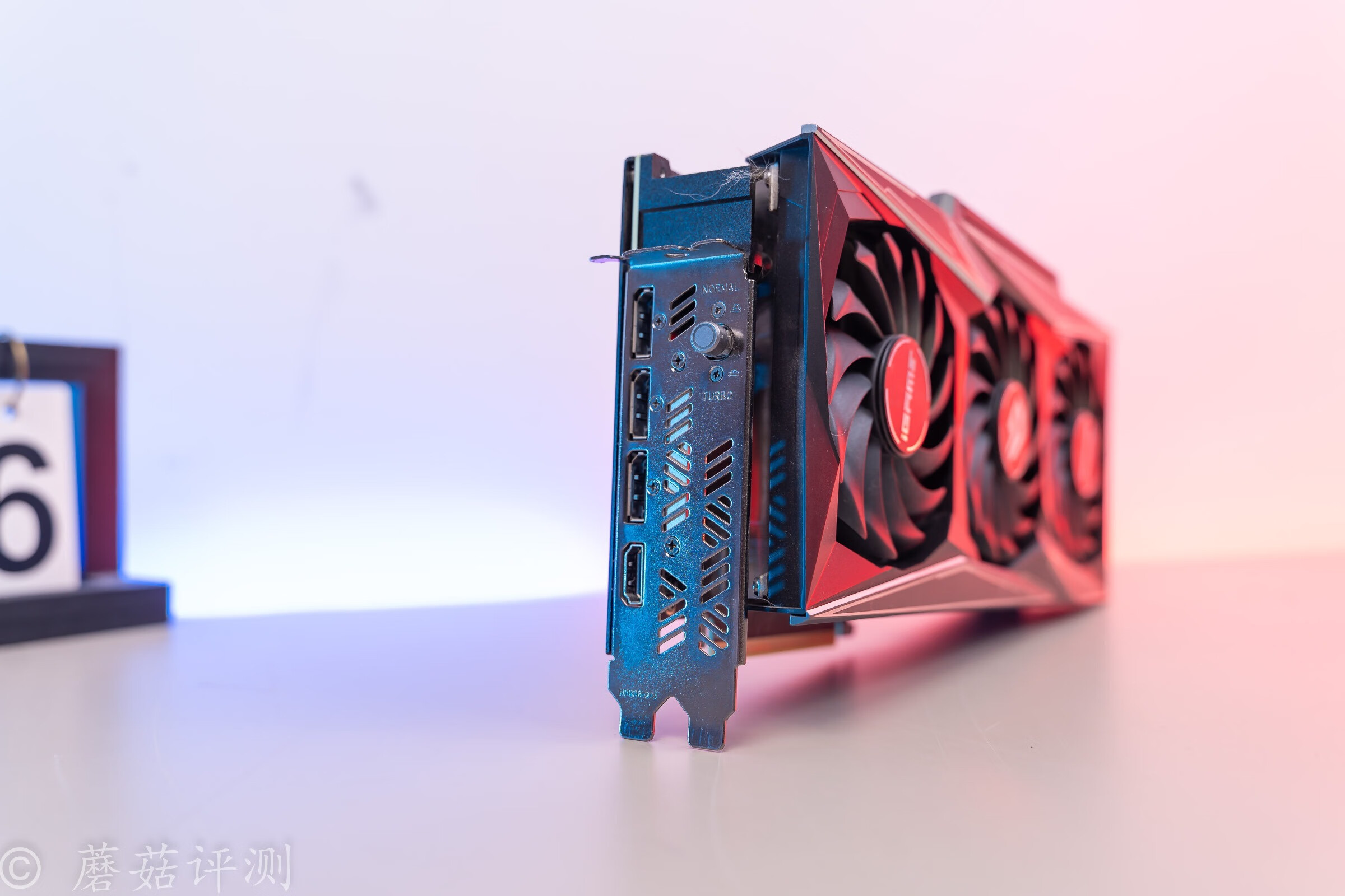 连续多日的高温，让朋友家的主机燥热难耐、更换机箱散热后获新生