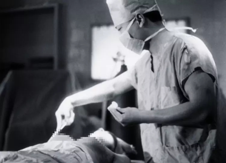 男子做手术变成了女儿身,越南男子24岁做手术变成女子