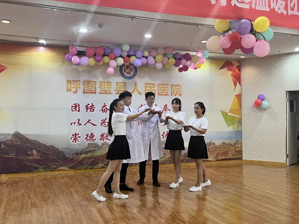 致敬白衣天使演唱会,致敬白衣天使周杰伦林俊杰完整版