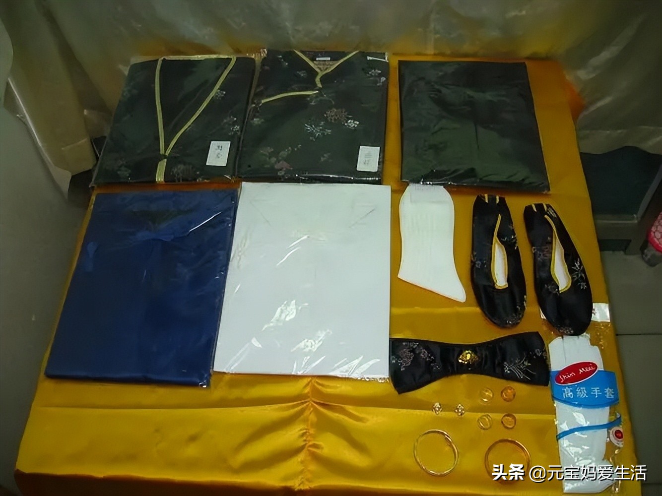 逝者穿自己的衣服可以火化吗,火化时可以穿衣服吗