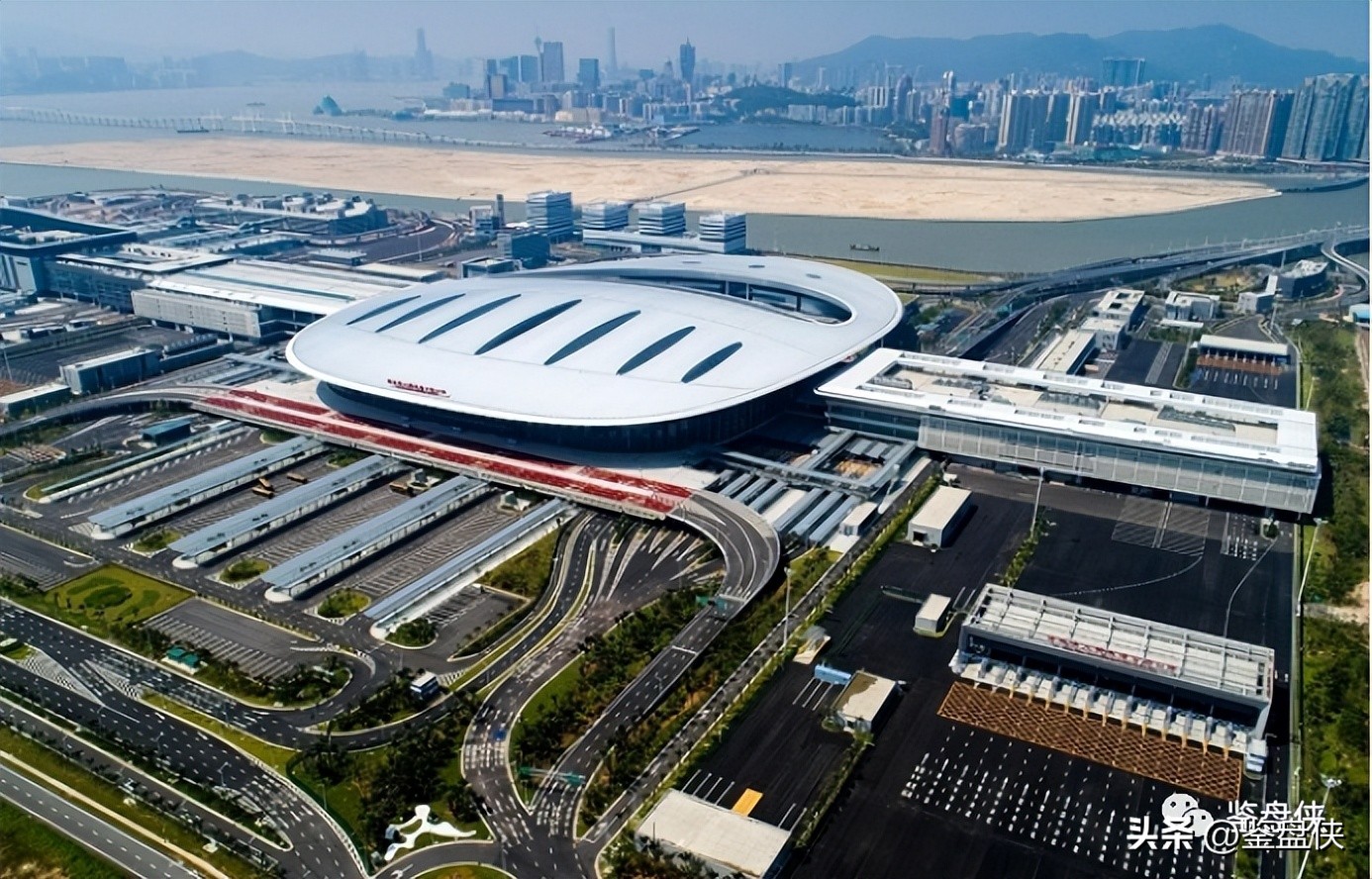 别人交付减配,这家民企加成本冲“鲁班奖”,难怪销量高!