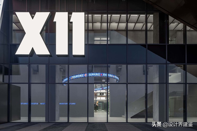 #设计鉴赏#——从展示橱窗到开放空间：商店展示柜的不同设计策略