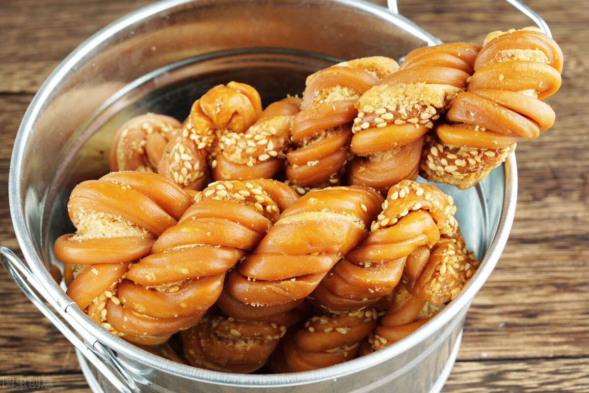 一万块钱创业故事白手起家案例,白手起家创业故事创业经历分享